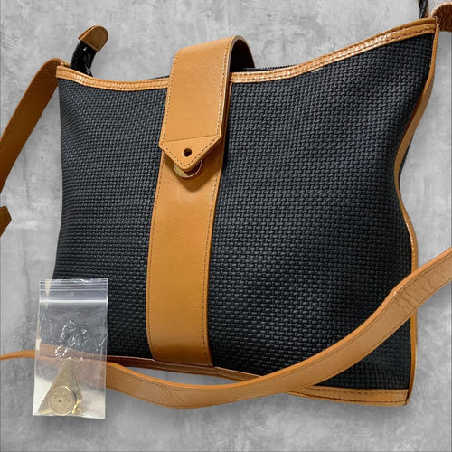 Yves Saint Laurent Shoulder Bags