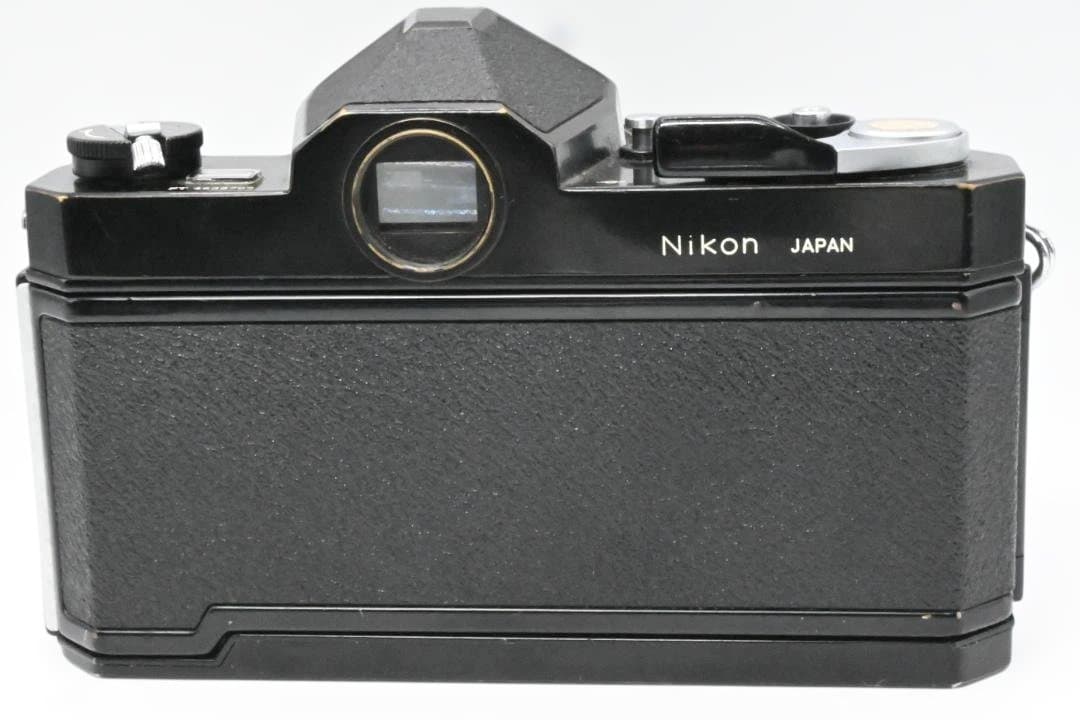 Nikon Slr Camera (Film) Nikomat Ftn Nikkor-Qc