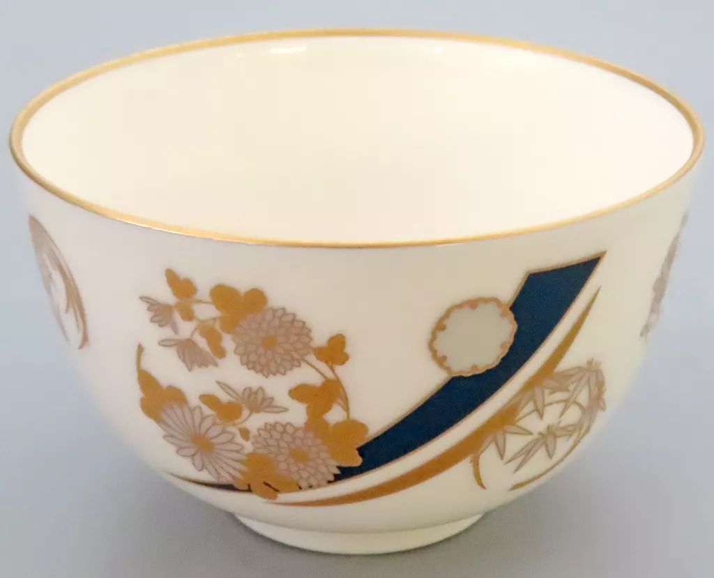 Mug And Tableware -Online-
