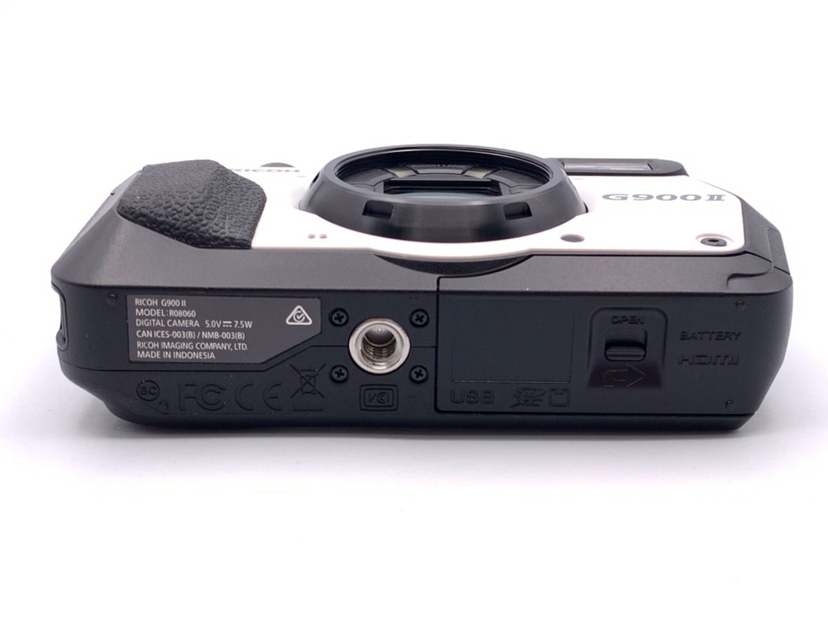 Compact Digital Camera G900 Ii