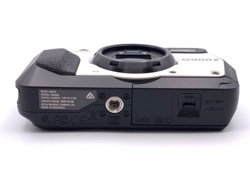 Compact Digital Camera G900 Ii