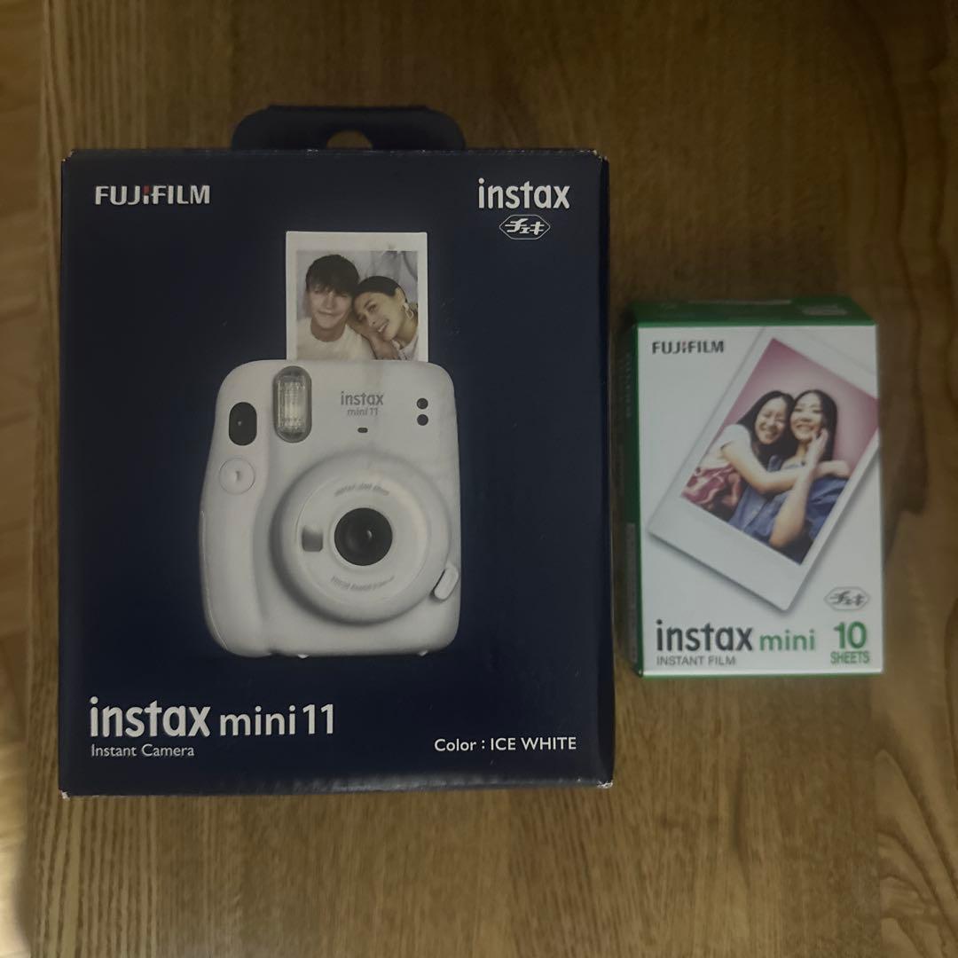 Instant Cameras Instax Mini11
