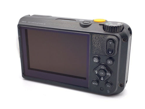 Compact Digital Camera G900
