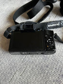 Olympus Mirrorless Interchangeable Lips Om-D 3