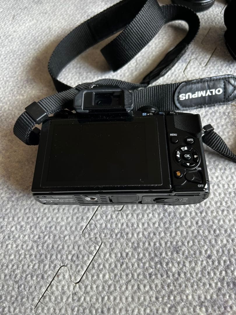 Olympus Mirrorless Interchangeable Lips Om-D 3
