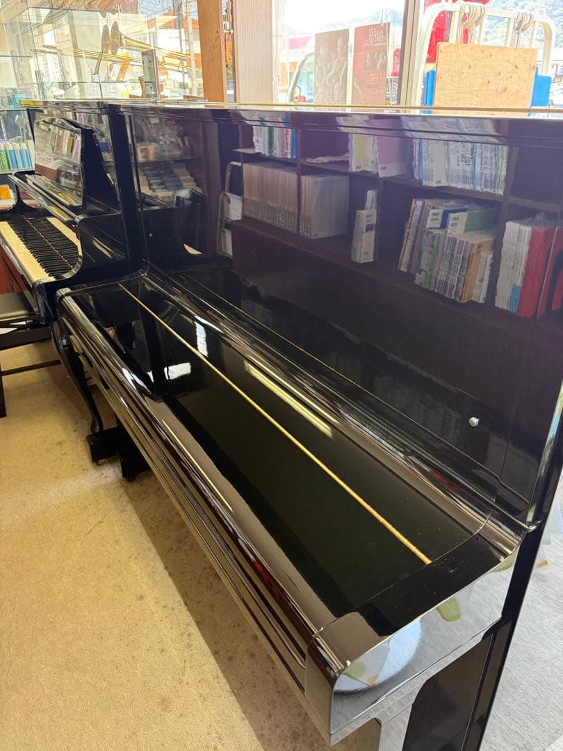 Yamaha Upright Pianos U3