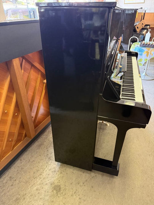 Yamaha Upright Pianos U3