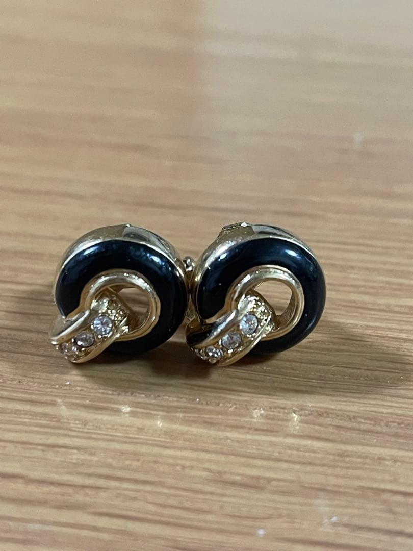 Christian Dior Earring