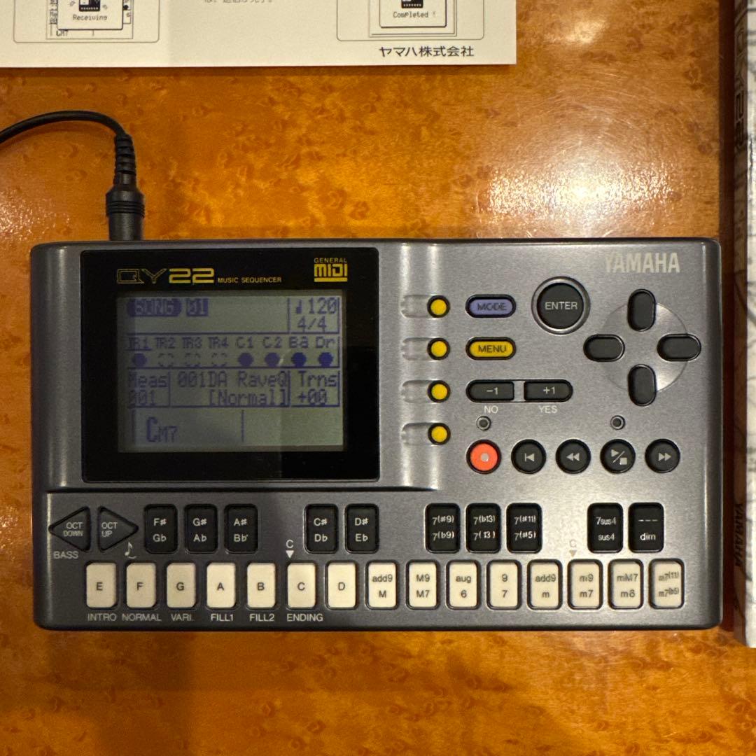 Yamaha Sequencer Qy22