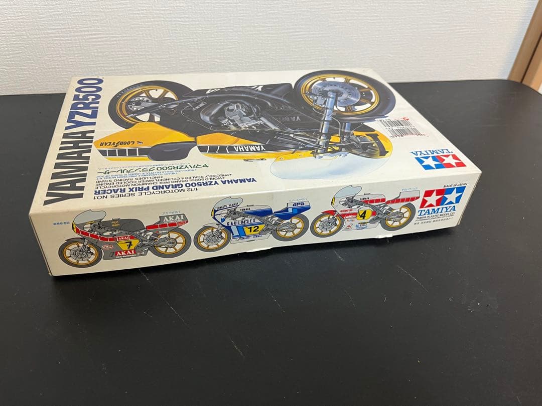 Tamiya Motorcycles Yamaha Yzr500 1/12
