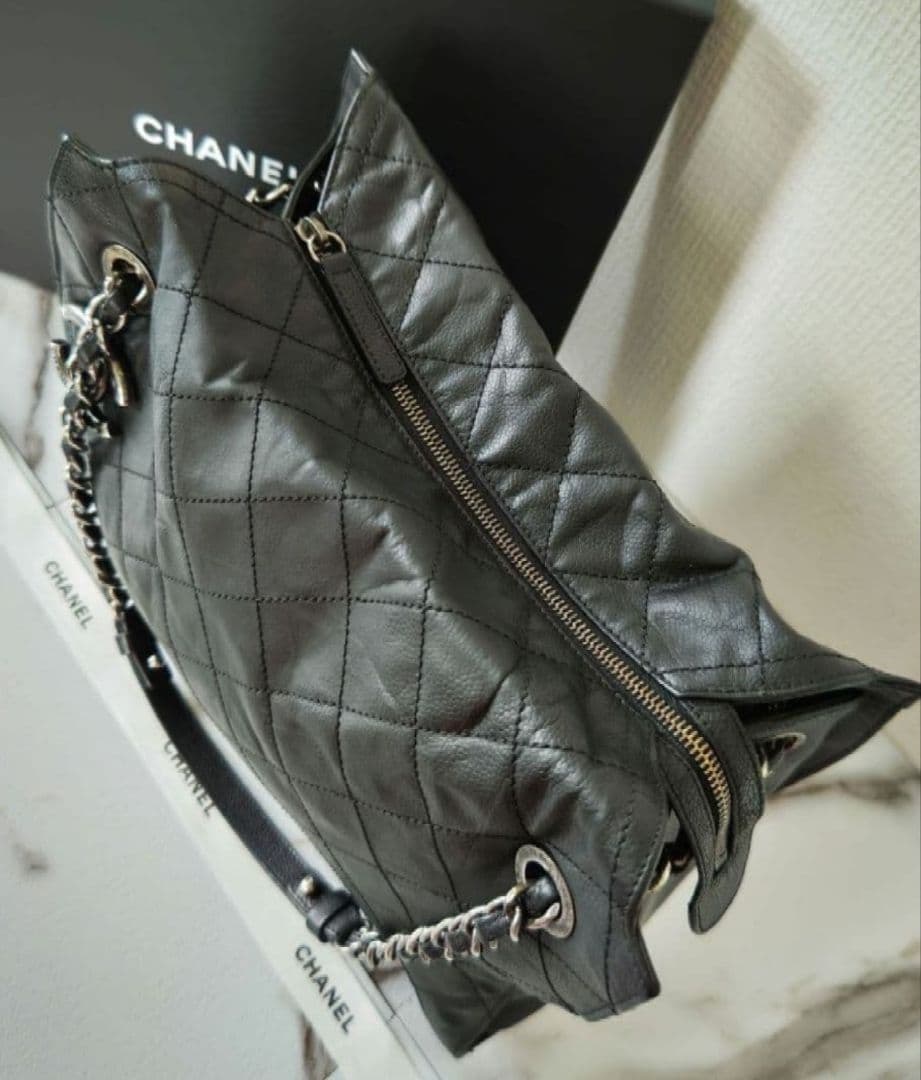 Chanel Shoulder Bags
