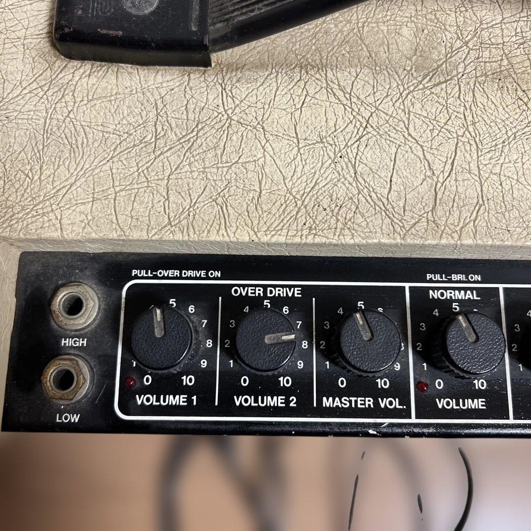 Roland Guitar Amplifiers Cube-100