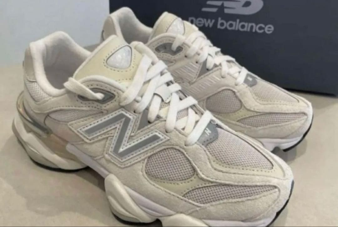 New Balance Sneakers U9060Wht