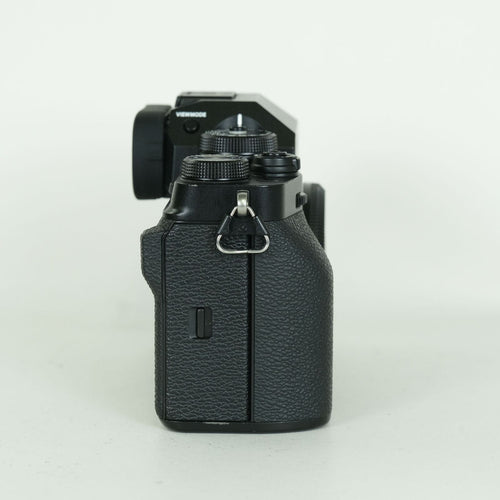 Fujifilm Mirrorless Interchangeable Lips 2,540 2 X-T4 X