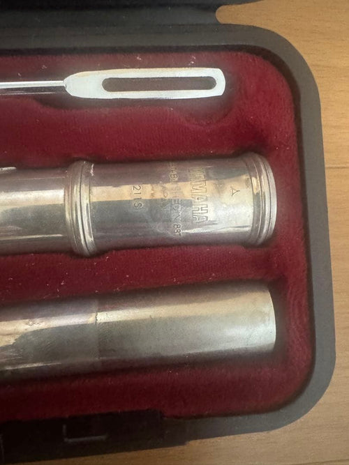 Yamaha Flutes 211S Establishedin1887