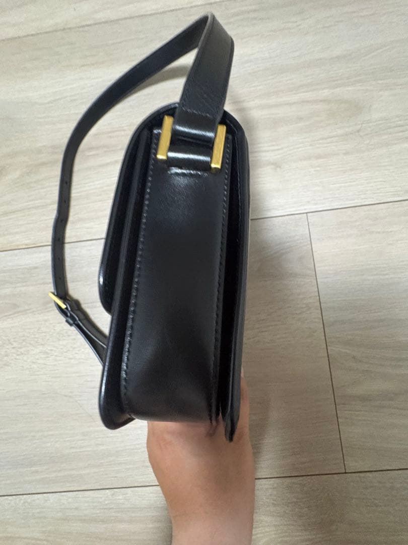 Saint Laurent Shoulder Bags Ysl
