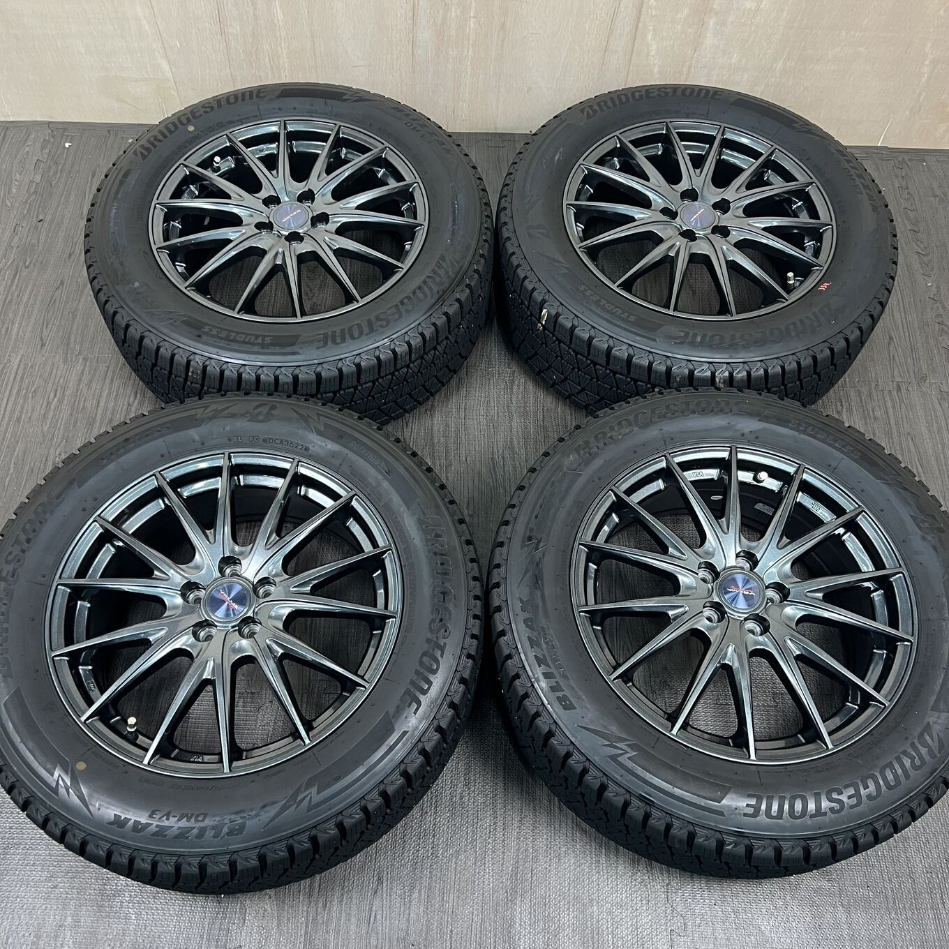 Weds 17 Inches Velva Sport 5X100 #354D40925
