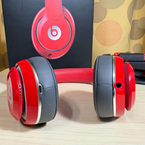 Wireless Headphones Beats Studio B0501