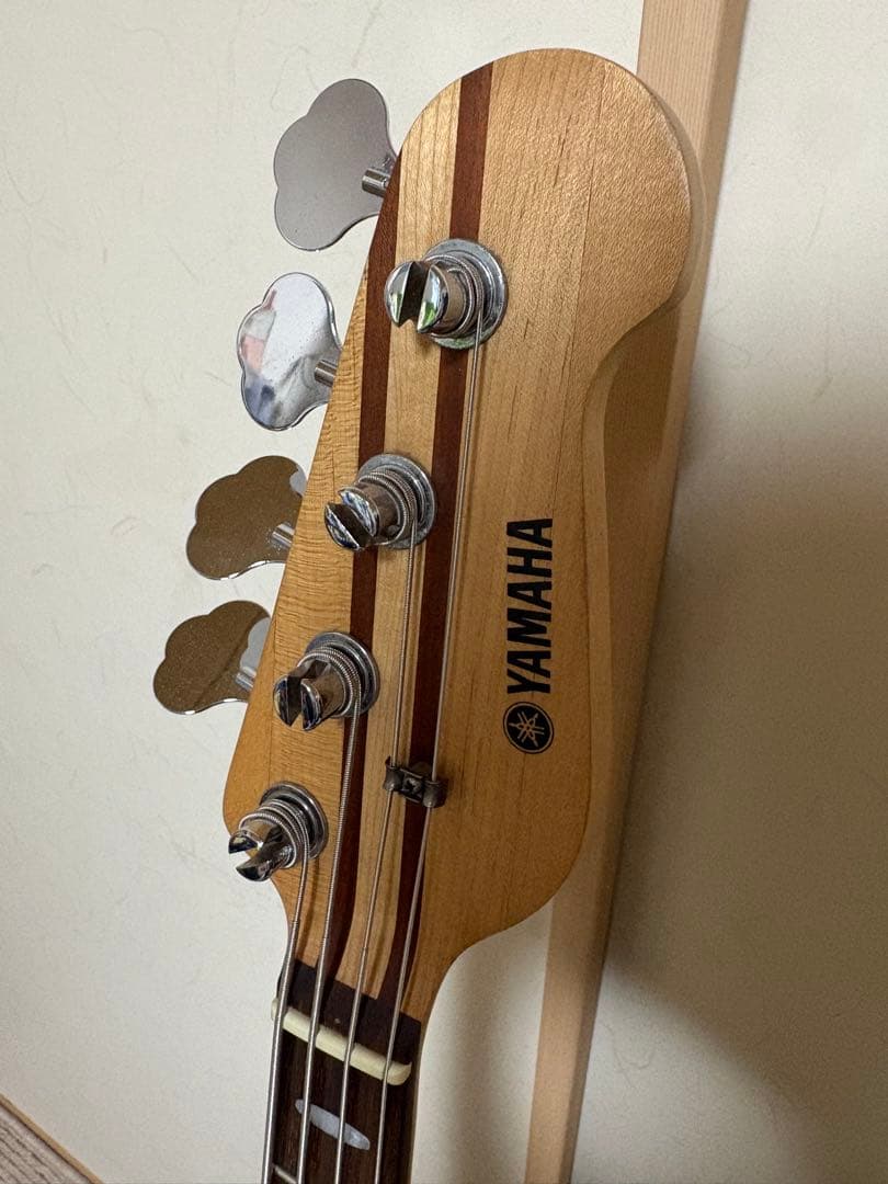 Yamaha Electric Basses Bb424