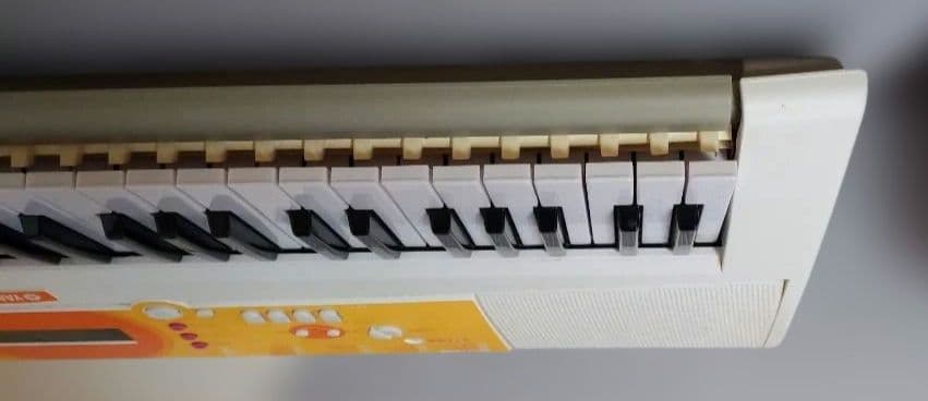 Yamaha Keyboards Digital Pianos Ez-J210
