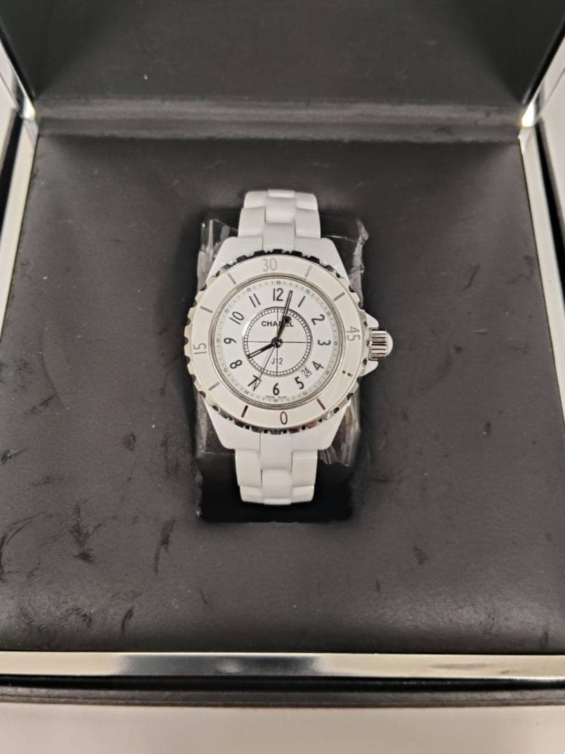 Chanel Other J12 H0968