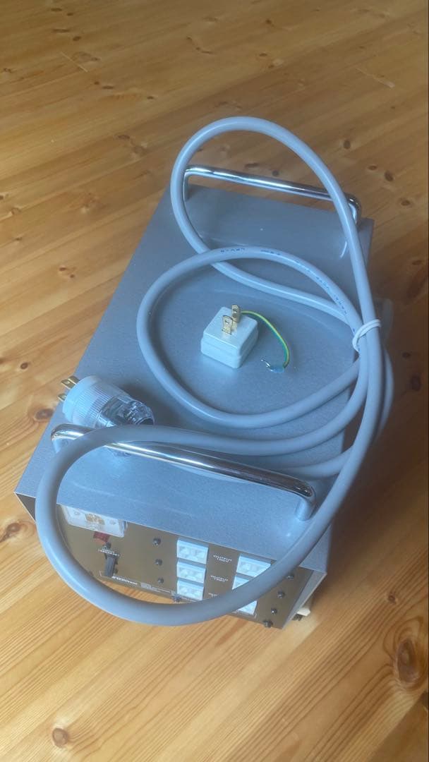 Transformers Adapters 1500W 100V