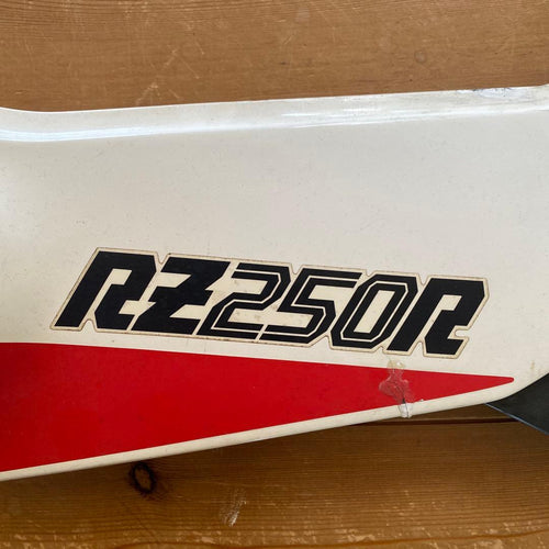 Yamaha Cowl Fender Rz250R 1Xg