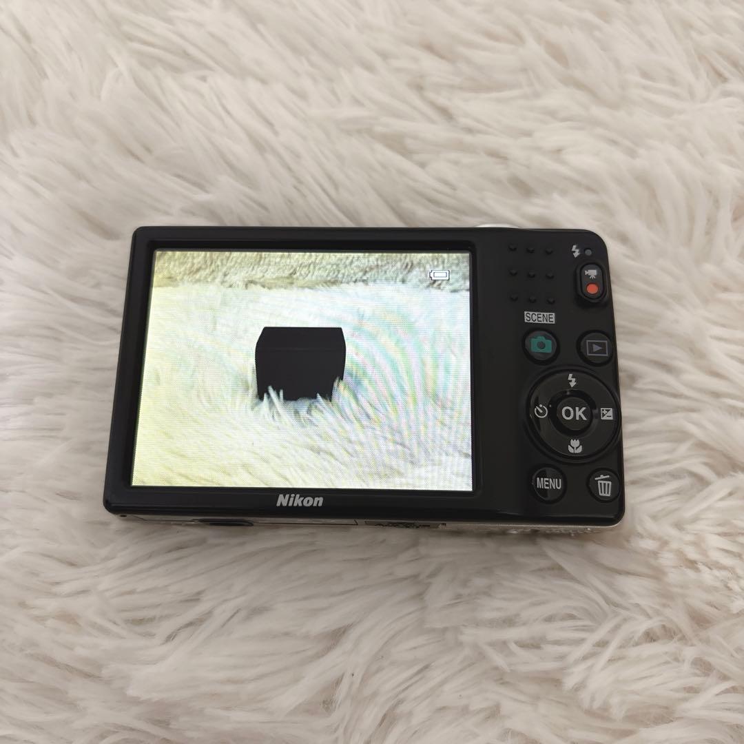 Nikon Compact Digital Cameras Coolpix L26