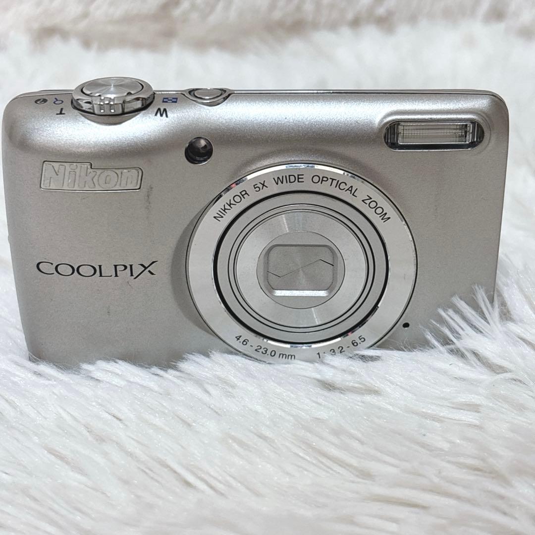 Nikon Compact Digital Cameras Coolpix L26