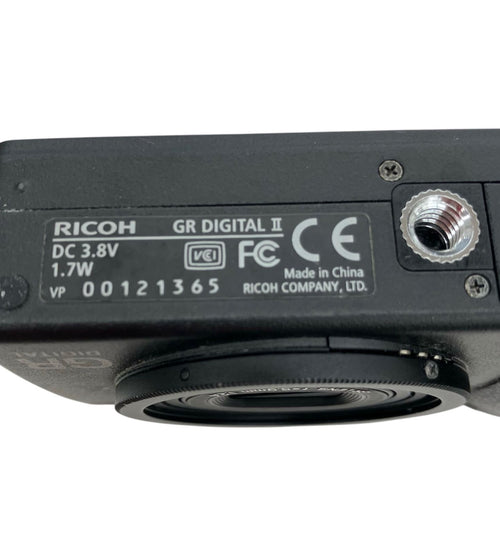Ricoh Others 186000 Gr Digital F=5.9Mm