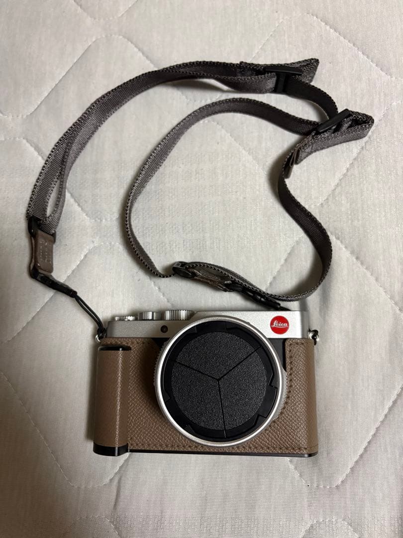 Leica Compact Digital Cameras D-Lux