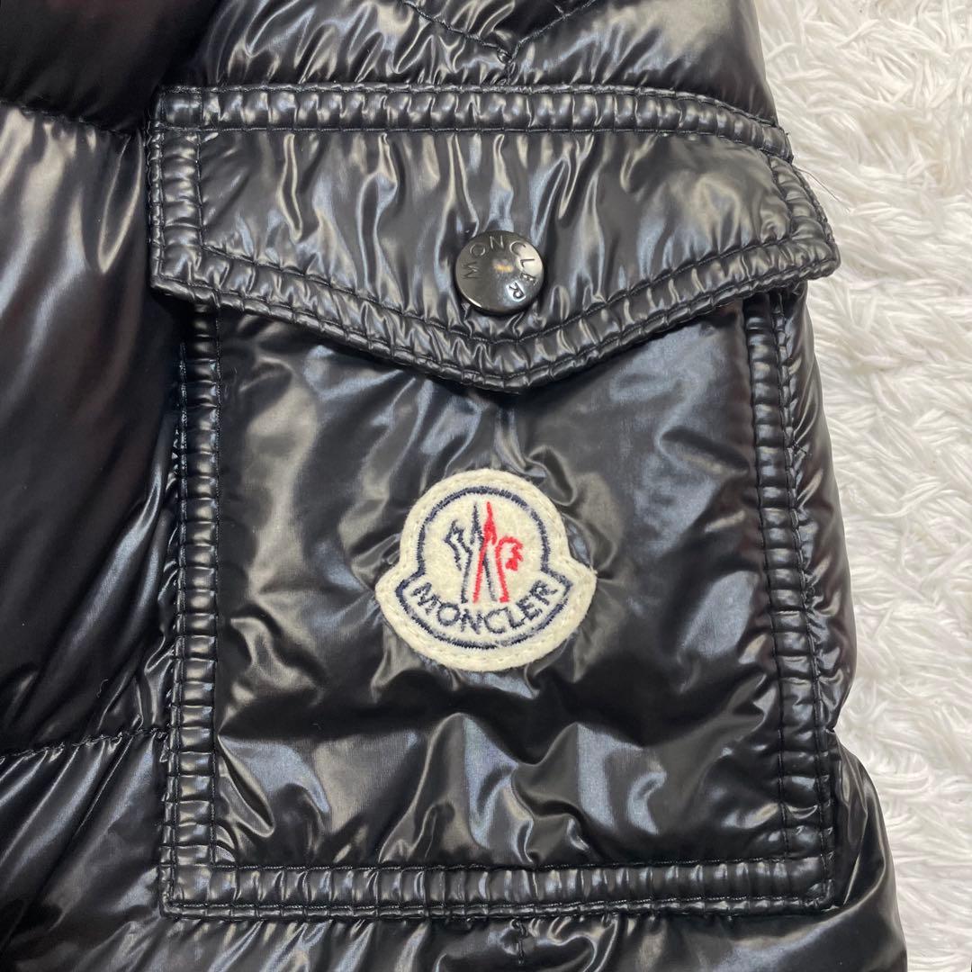 Moncler Down Jackets 6532 Qr Hubert