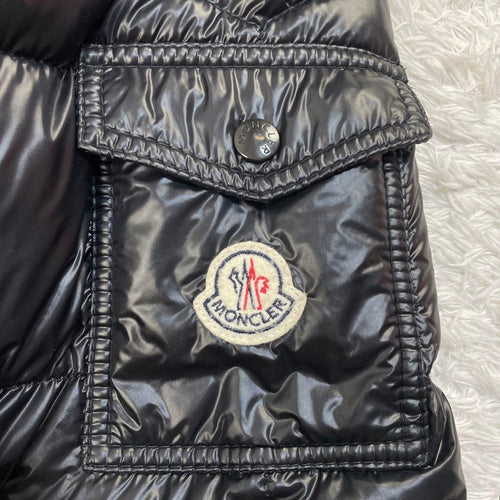 Moncler Down Jackets 6532 Qr Hubert