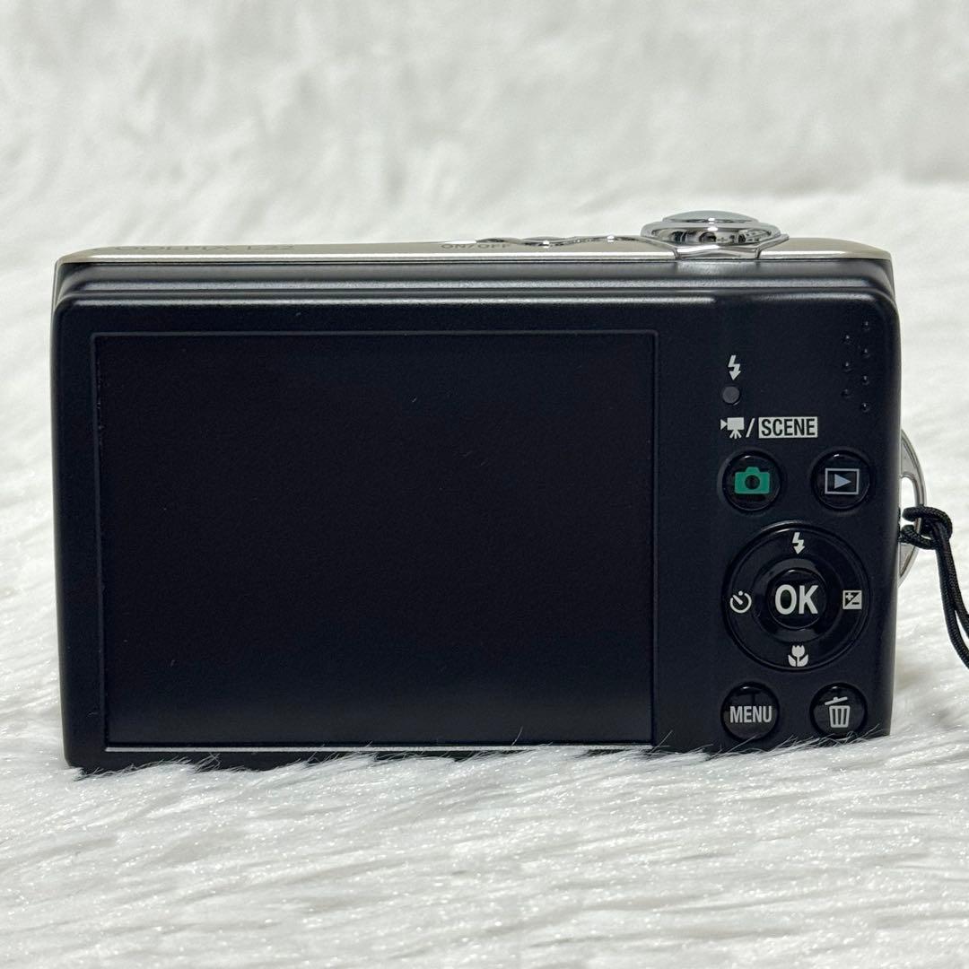 Nikon Compact Digital Cameras Coolpix L22 3