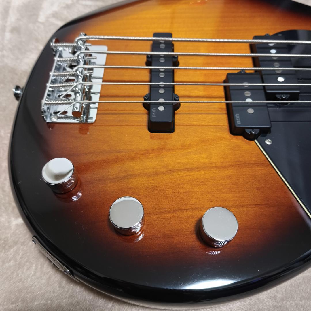 Yamaha Electric Basses 5 Bb435 Bass