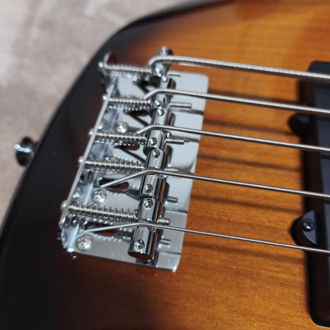 Yamaha Electric Basses 5 Bb435 Bass