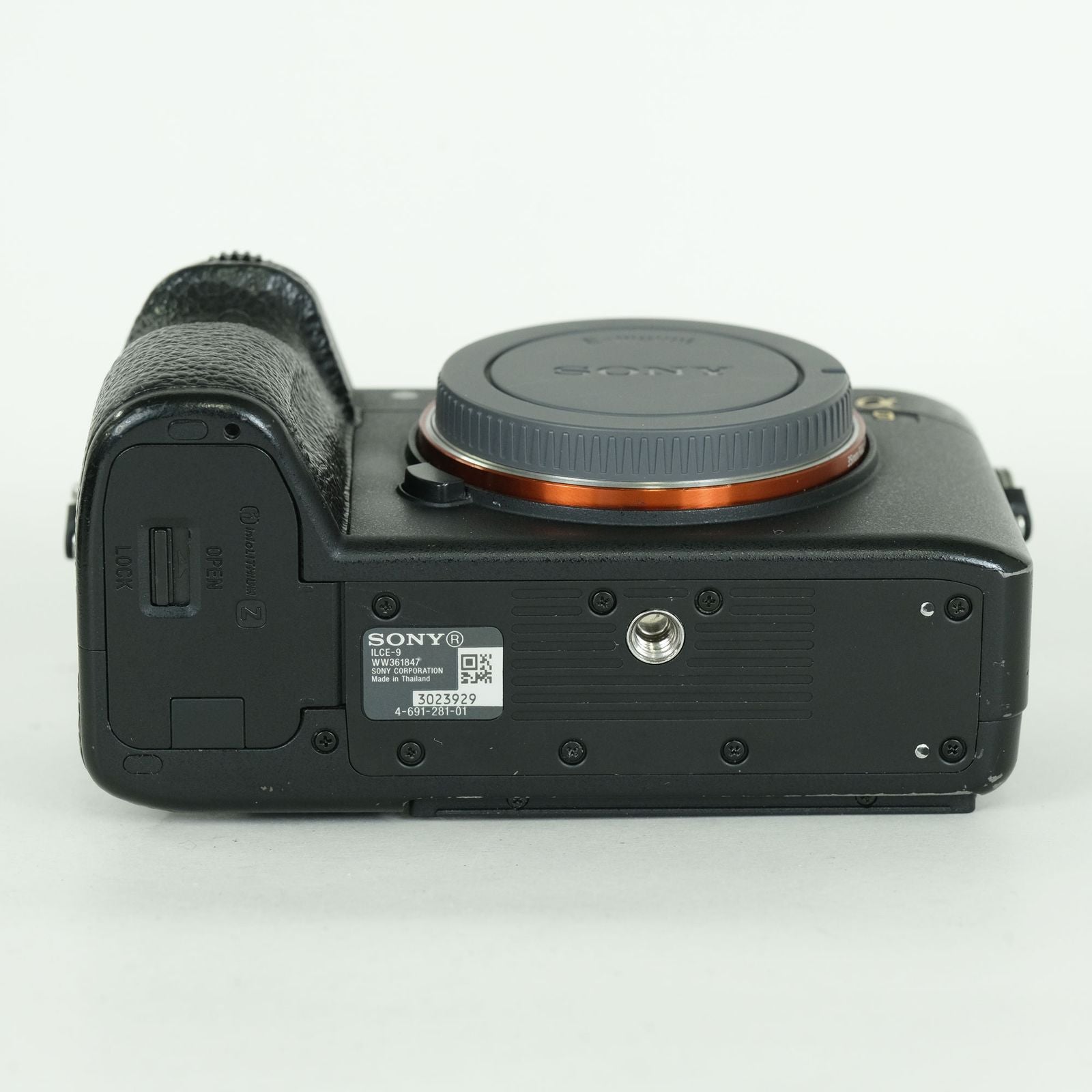 Sony Mirrorless Interchangeable Lips 16,300 9 Ilce-9 E