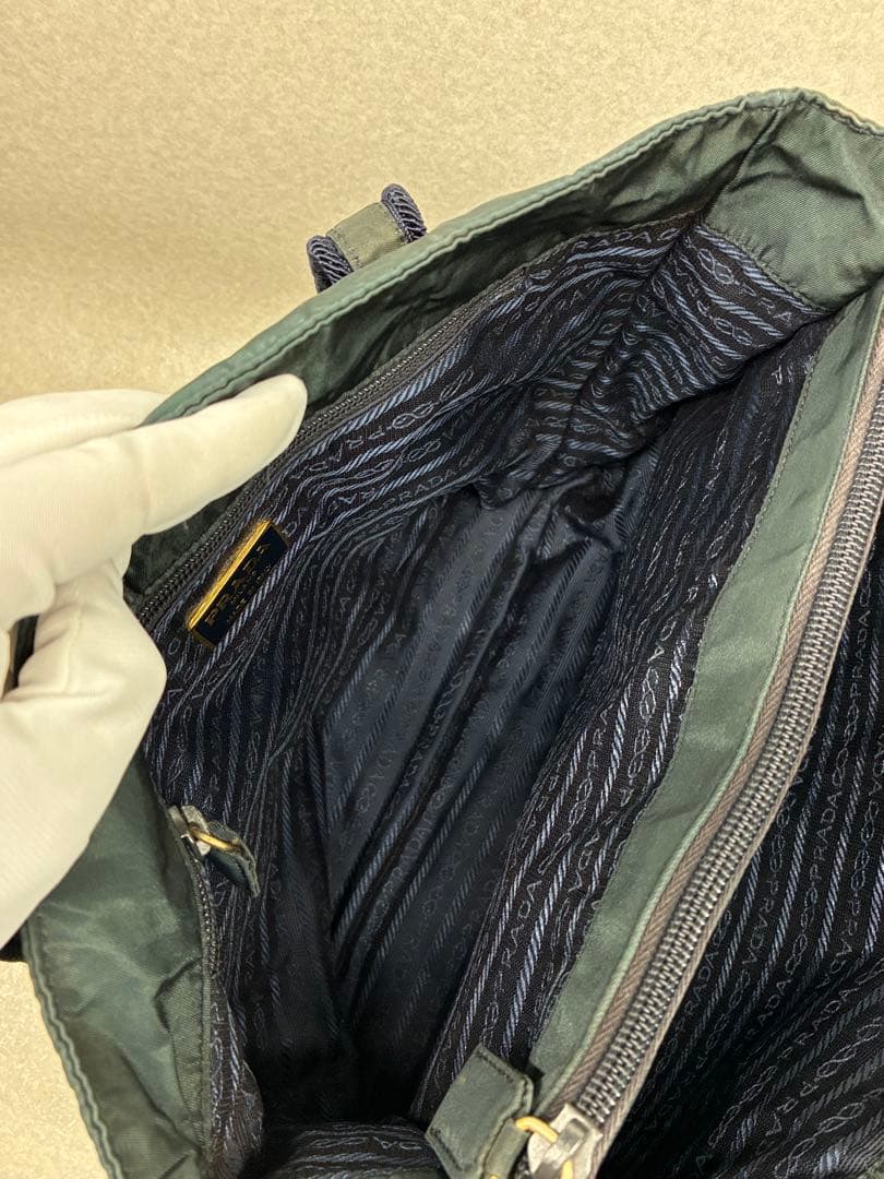Prada Tote Bags