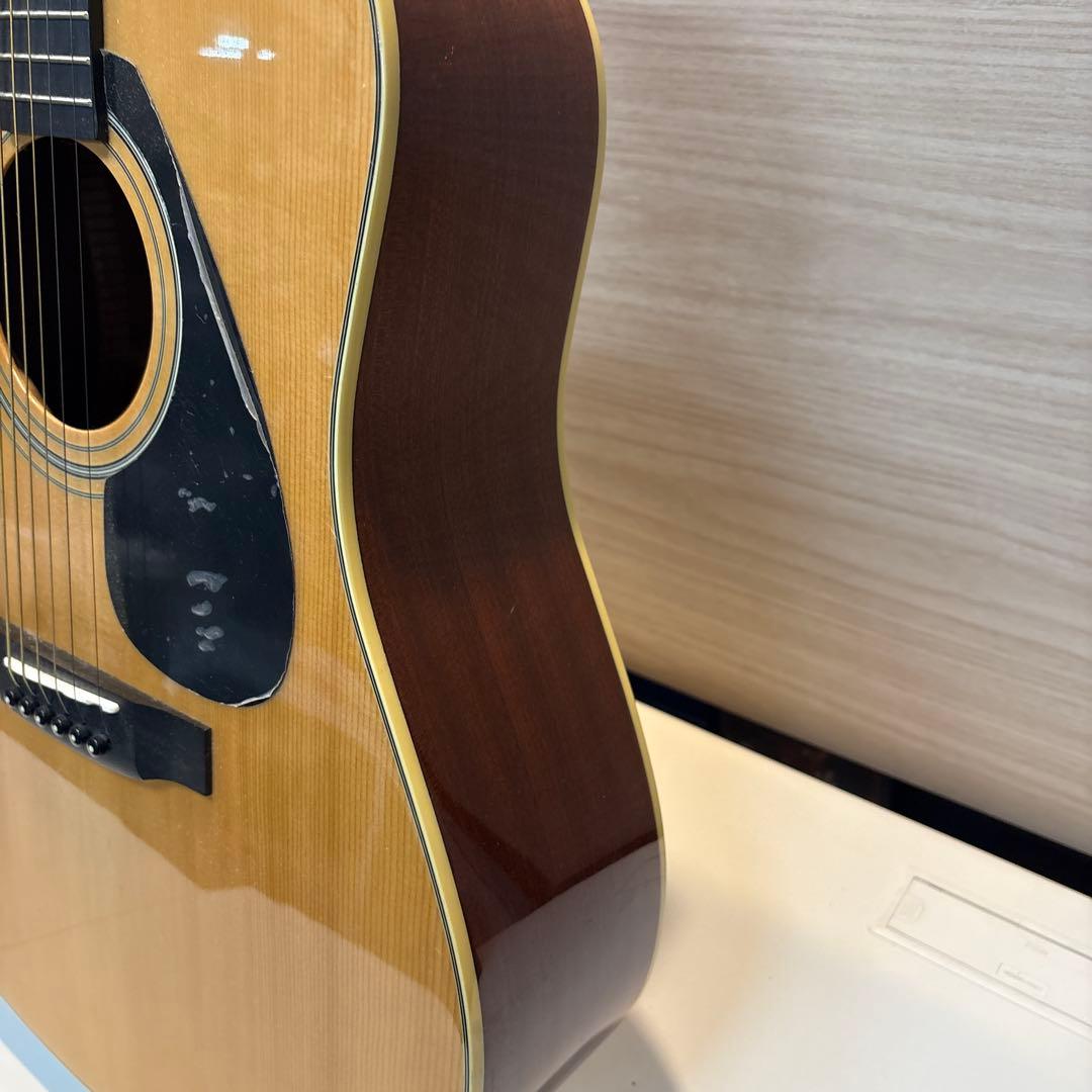 Acoustic Guitar Yamaha F620Dw