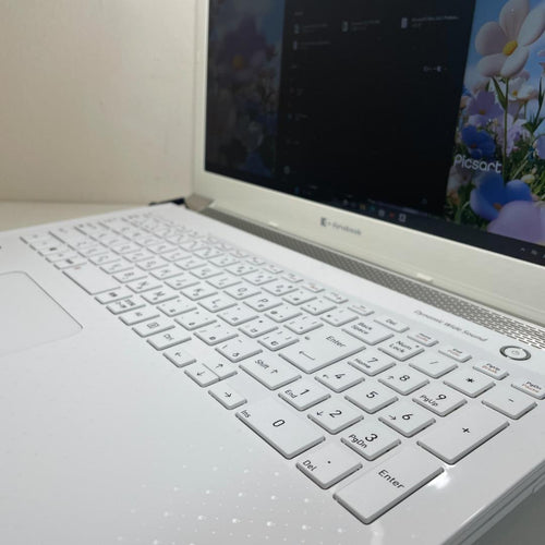 Dynabook Windows Laptops 8 Ynabookp2-T7Kp-Bw I7-8565Ussd512M16