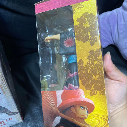 Bandai One Piece Figuarts Zero Smoker