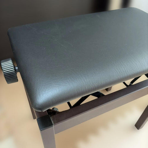Chairs Roland