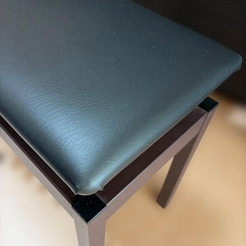 Chairs Roland