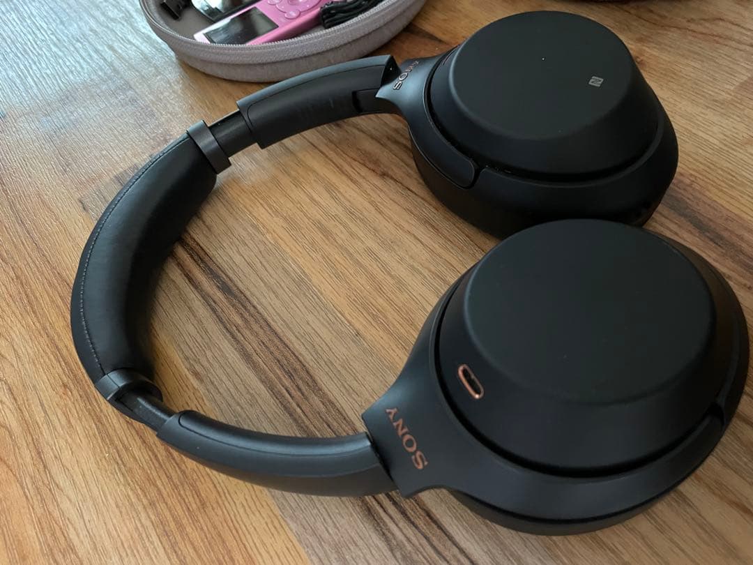 Sony Wireless Headphones Wh-1000Xm3 B Walkman2