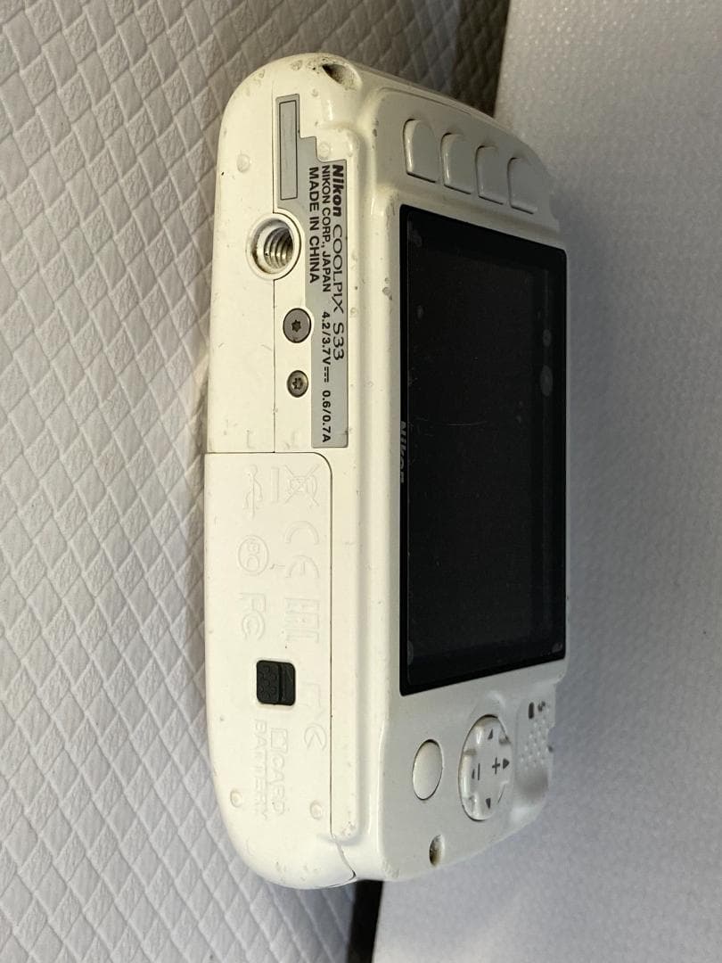 Compact Digital Camera Nikon S33#417