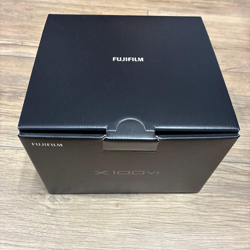 Fujifilm Mirrorless Interchangeable Lens Cameras X100Vi