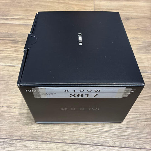 Fujifilm Mirrorless Interchangeable Lens Cameras X100Vi