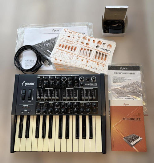 Analog Synthesizer Arturia Minibrute