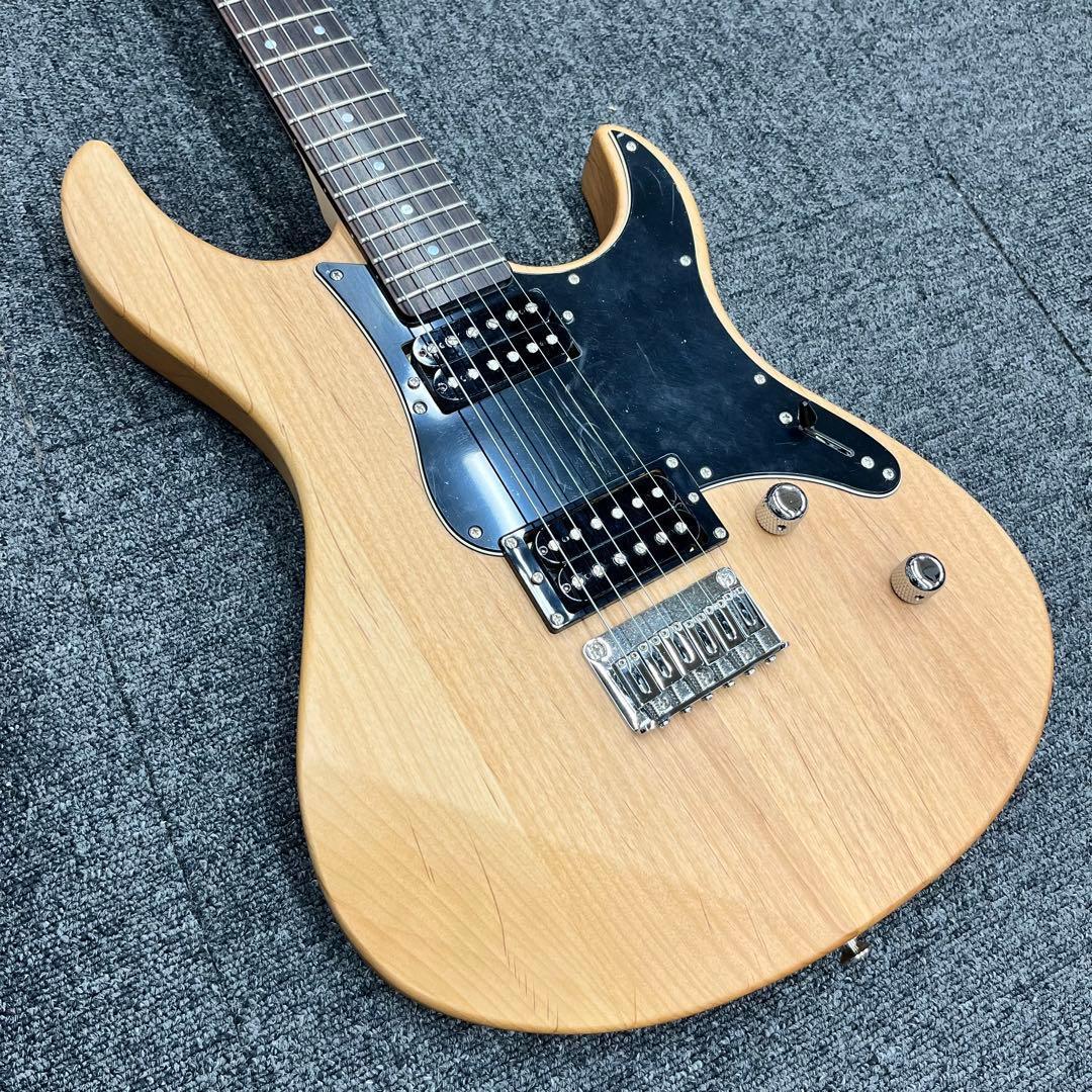 Yamaha Electric Guitars 12005 Pacifica Pac120H