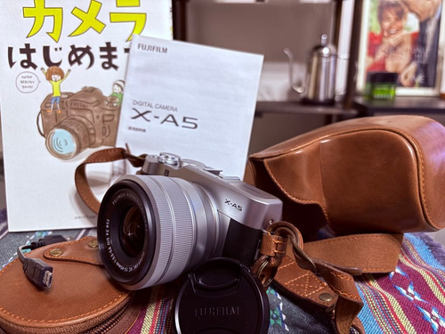 Fujifilm Mirrorless Interchangeable Lips X-A5
